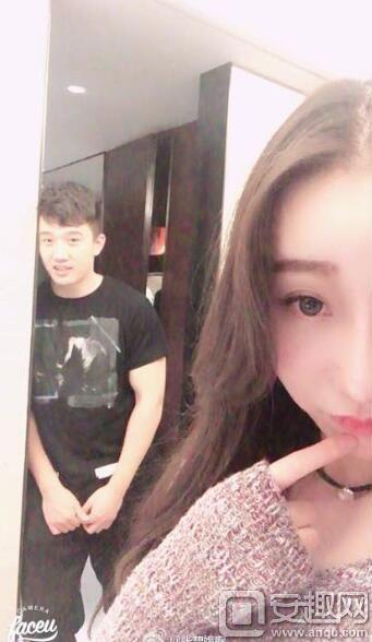 淘宝权草粉女主照片,揭开网络红人的神秘面纱